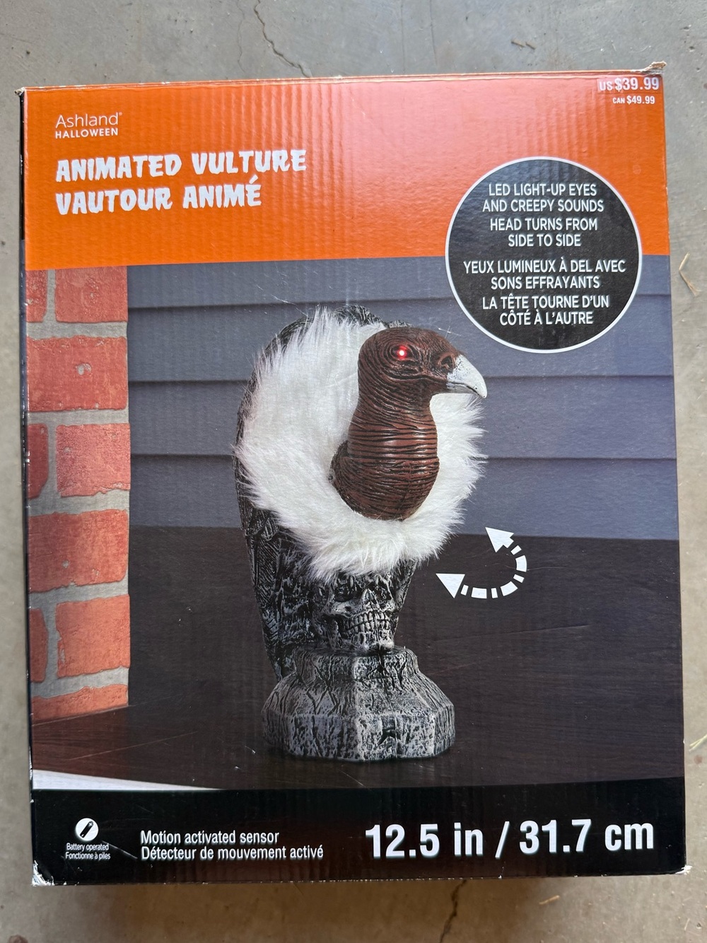 Animated Vulture Halloween Decor - Brown with White Fur